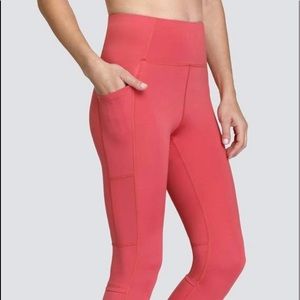Hi-Rise Leggings for yoga and working out
